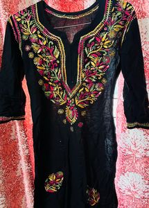Lucknow Chikan Short Kurta