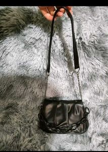 Black Ruched Chain Shoulder Bag