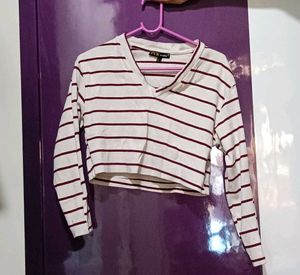 Striped Crop Top🤍