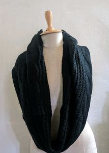 Woollen Muffler