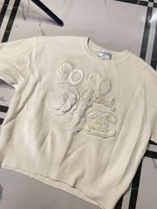 Pullover Sweatshirt For Women’s