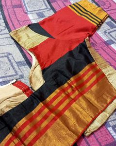 New Women&#39;s Blouse