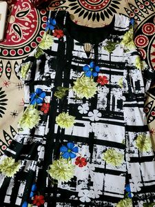 Beautiful Sleeveless White And Black Floral Dress
