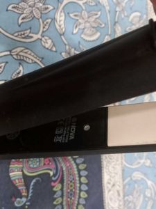 Nove Hair Straightener
