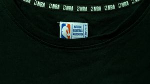 NBA Lakers | OG Tshirt | Size - (S-M)