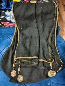 SALE!!Black Dupatta havng gold pearl,patti hangn