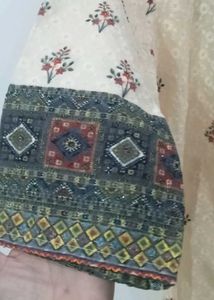New Aura Brand Elegant Printed Kurta With Pant