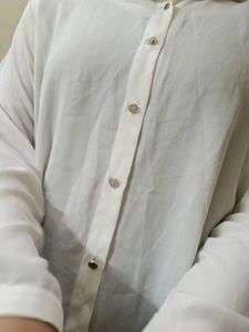 women&#39;s top