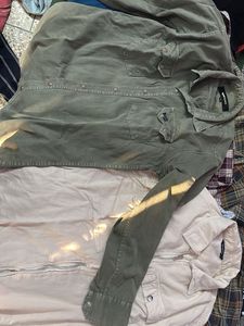 Good Condition Shirts That’s Fit You Well