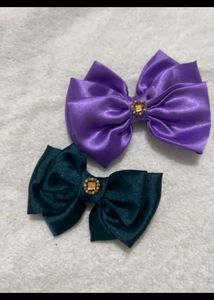 Hande Made Bows And Scrunchies.....Un Used