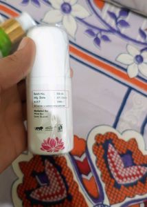 Skin Whitening Roll On