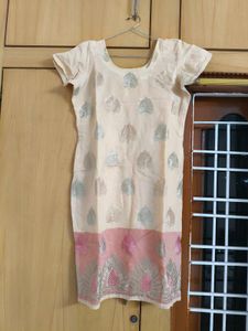 Elegant Beige &amp; Peach Salwar Kameez