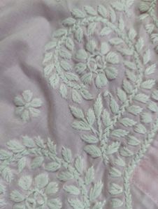 Hand Embroidered Chikankari Kurti