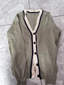 Vintage Style V-Neck Cardigan