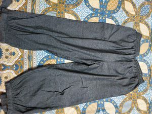 Grey Linen Capri In 34 Waist For Women