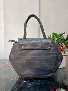 Office Going Hand  Bag 🛍