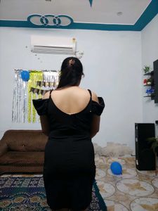 Chic Black Off-Shoulder Mini Dress