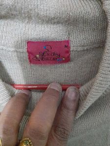 Wool Top M Size