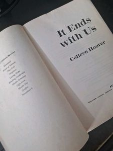 It Ends With Us - Colleen Hoover