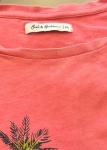 Coral Graphic T-Shirt