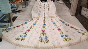 Beautiful Chikankari Shifli Anaarkali