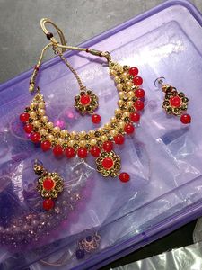 Necklace Set
