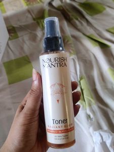 Nourish Mantra Glow Toner