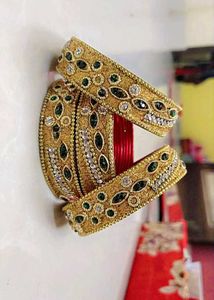 Emerald &amp; Gold Bridal Bangles