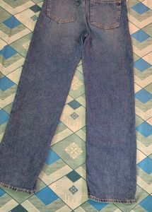 H&amp;M Straight High Jeans