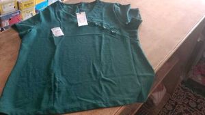 Elegant Green V-Neck Top