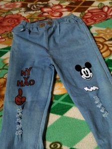 size 28... small scratches on both sides...
