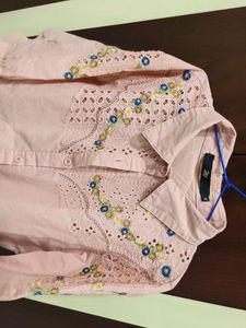 Floral Embroidered Top(XL)