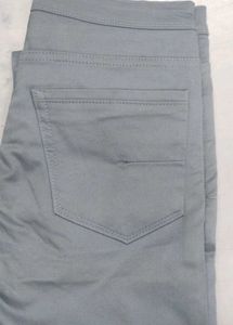 Grey Casual Pants 👖 size 28