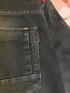 Men Straight Fit Jeans
