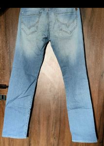 Light Wash Denim Jeans
