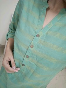 Rangmanch Green Golden Striped Kurta