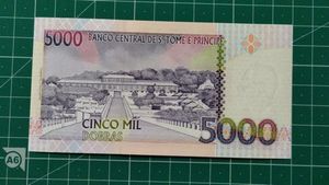 🔥Rare Sao Tome Principe 5000 Dobras UNC Note🔥