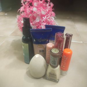 2 Foundation Aloe Vera Finishing Mate Gel Lipstick