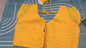 Gota Design Short Sleeve Blouse
