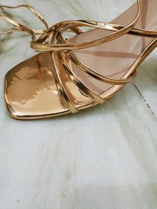 Women&#39;s Dressberry Tie-up Heels