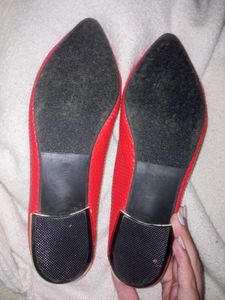 Red Pointed-Toe Ballets