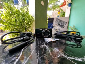 Sony camera Model DSC W570 Black colour