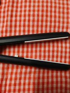 Imported | &#34;Salon Style&#34; Hair Straightner