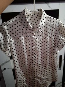 Polka Dot White Top🤍🤍🤍