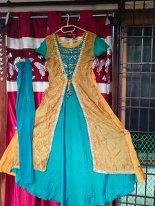 Ethnic Kurta Set one time use only