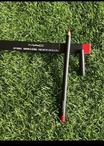 MAC Lip Pencil - cherry