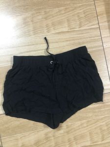 Black colour shorts for girls waist, 28