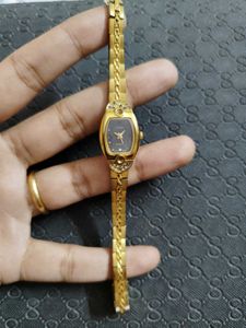 Elegant Citizen Gold Watch