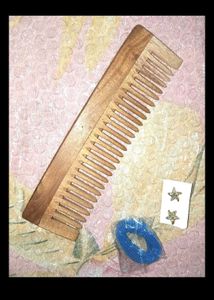 Oil Treated Wooden Comb Set + Blue 💙 Gold 💅🏻