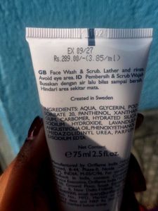 Oriflame Essential Face Wash And Scrub Mask